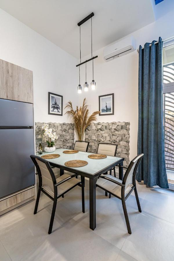 Exquisite Studio Apartment With An Original Design Valencia Luaran gambar