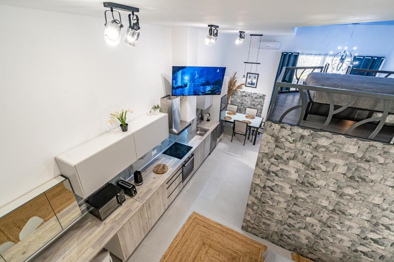 Exquisite Studio Apartment With An Original Design Valencia Luaran gambar