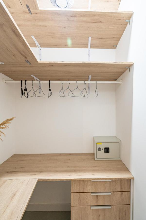 Exquisite Studio Apartment With An Original Design Valencia Luaran gambar
